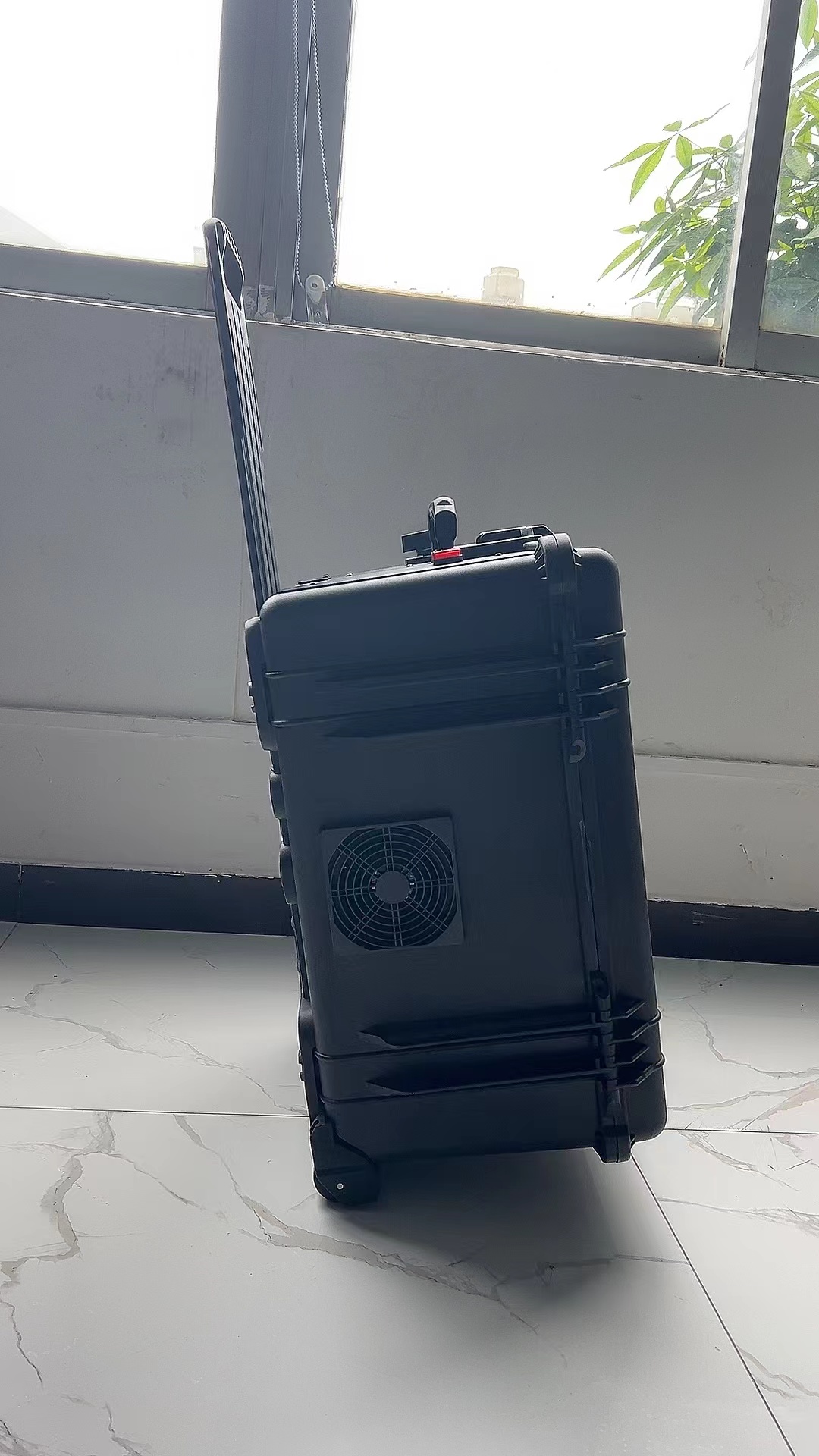 永年手拉箱型移动通信干扰器